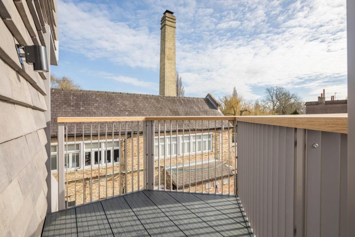 Luxurious City Centre Apartment With Balcony Cambridge  Extérieur photo