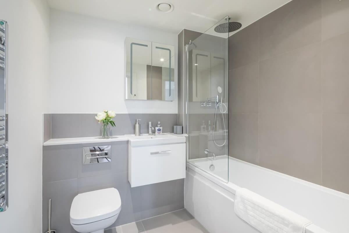 Luxurious City Centre Apartment With Balcony Cambridge  Extérieur photo